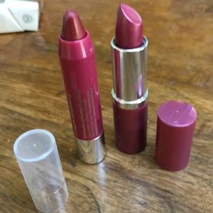 Clinique 👄 lipstick and lipstick chubby stick.